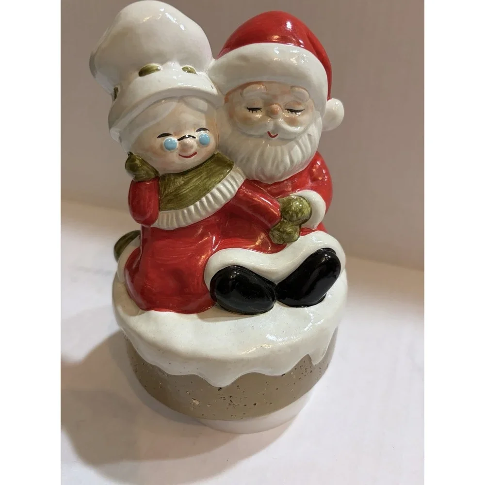 S.JAPAN 1960s Christmas Music Box